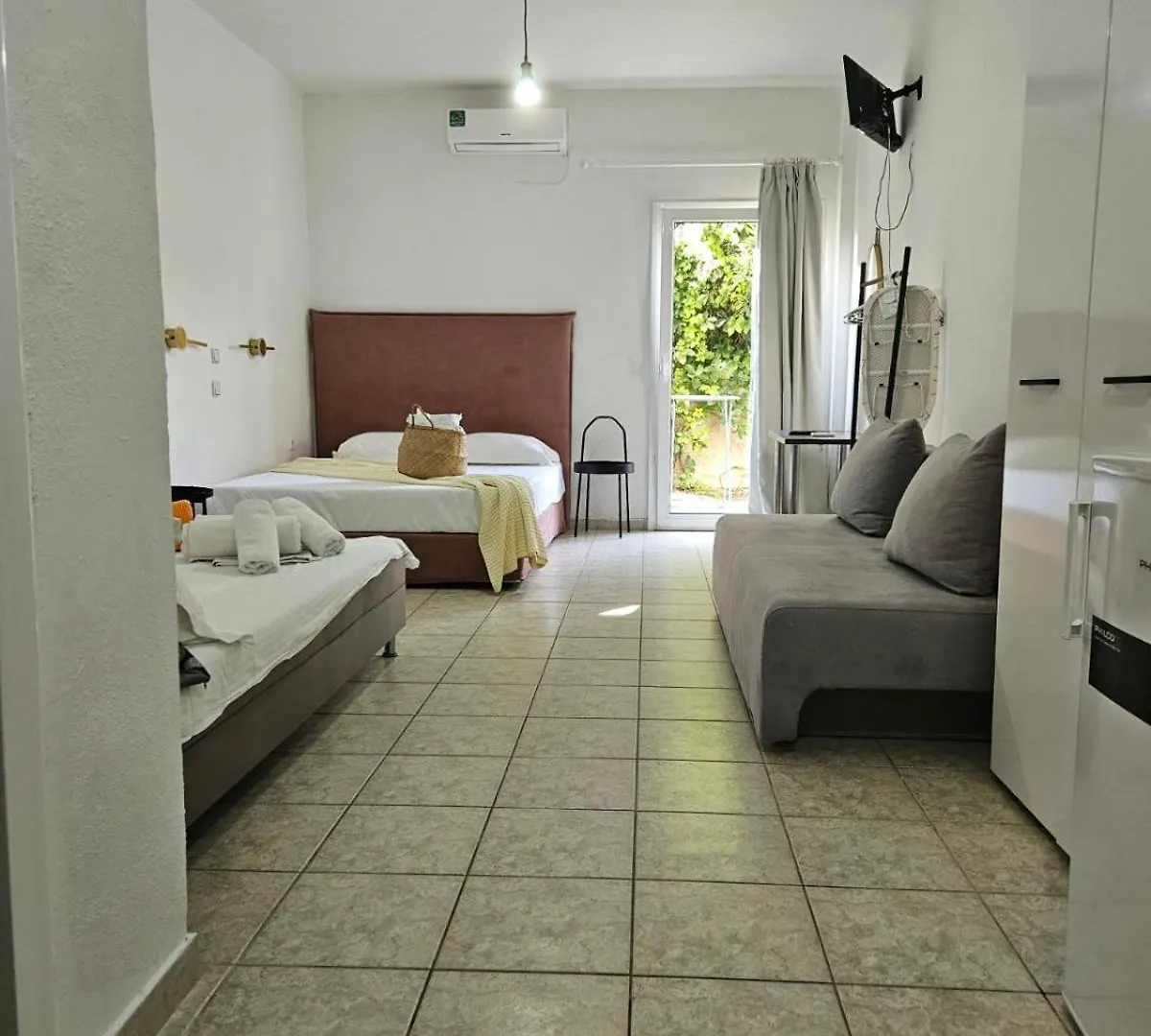 Sivilla Boutique Economy أفيتوس 0*,  اليونان